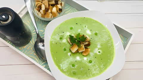 Очень вкусный и простой суп пюре из зеленого горошка. Помощь на развитие канала Сбер 4276400041831364... 
