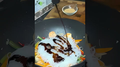 Видео: фунчоза с креветками дома как ресторане #wok #вок