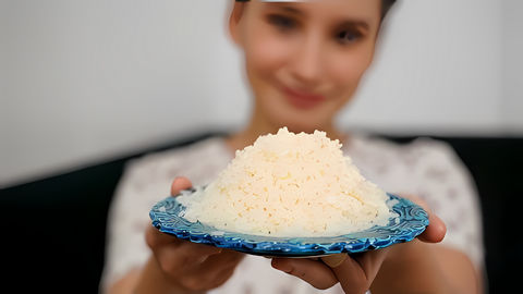 Очень вкусный рассыпчатый рис со сливочным вкусом. Рис не слипается, получается очень рассыпчатым! 