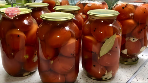 Самые вкусные маринованные томаты, мой рецепт приготовления. Очень вкусный рассол и просто обалденные помидоры... 