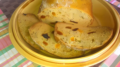 Приготовление кекса из муки грубого помола в хлебопечке, с добавлением сухофруктов и маковых зёрен. 